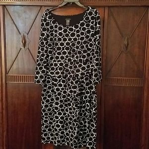 Ann Taylor knit print dress, supremely flattering